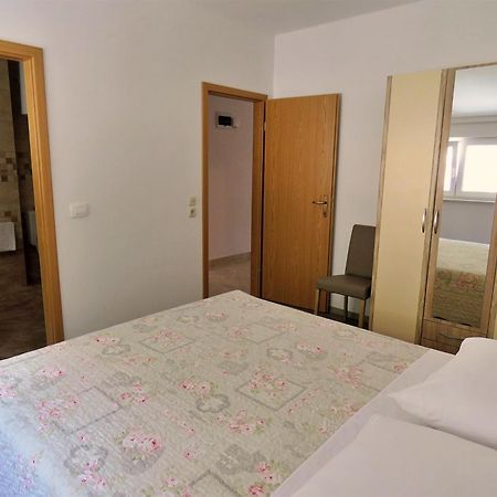 Apartments Zvone Omiš Екстериор снимка