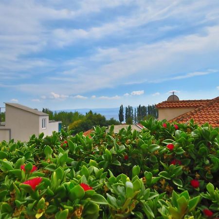 Apartments Zvone Omiš Екстериор снимка