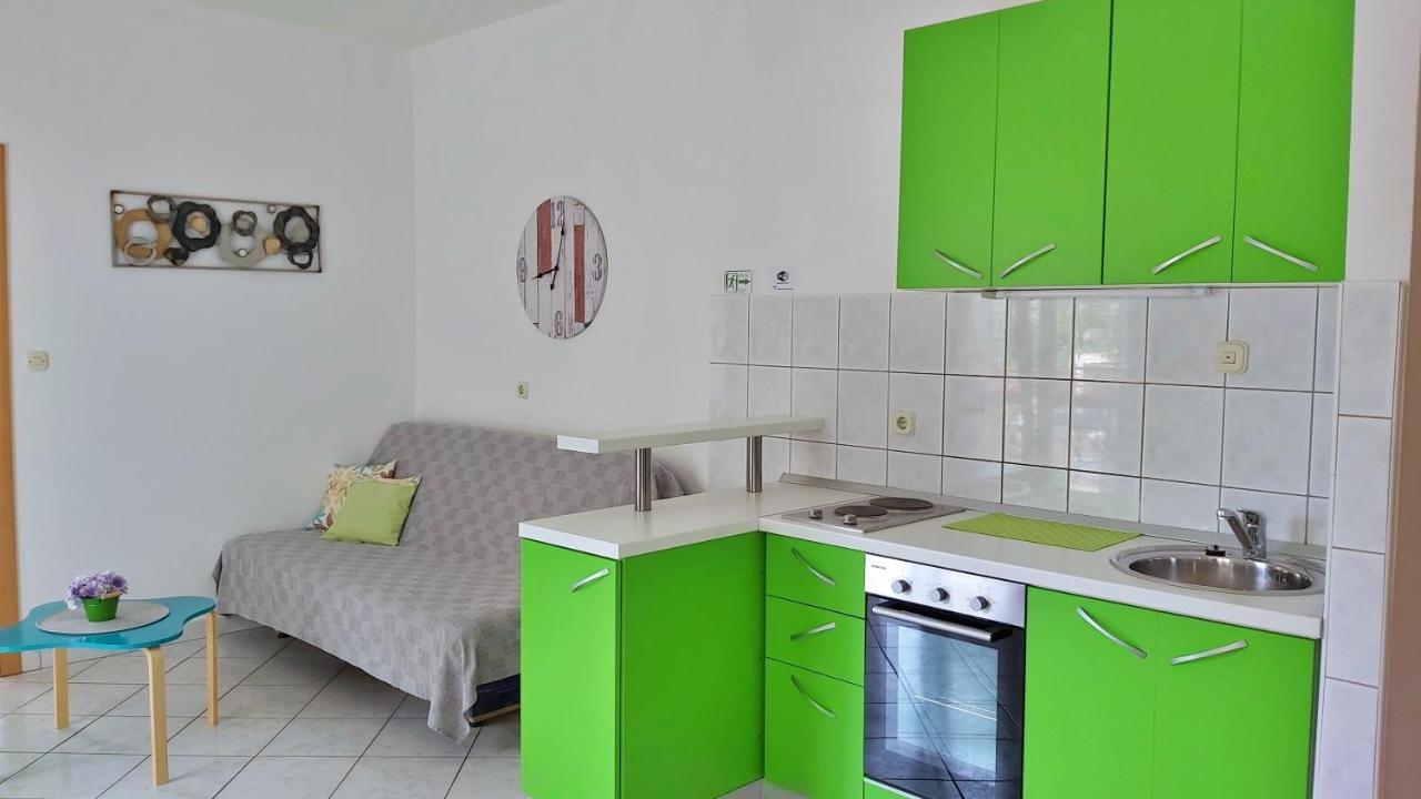 Apartments Zvone Omiš Екстериор снимка