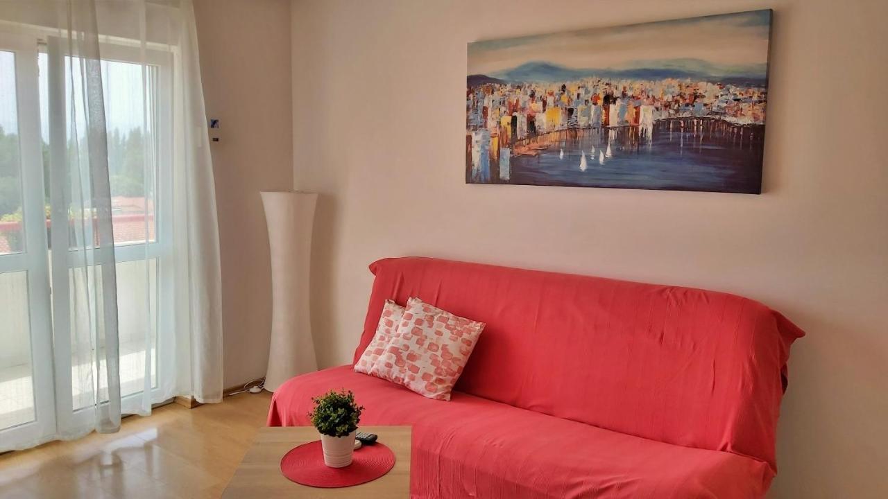 Apartments Zvone Omiš Екстериор снимка