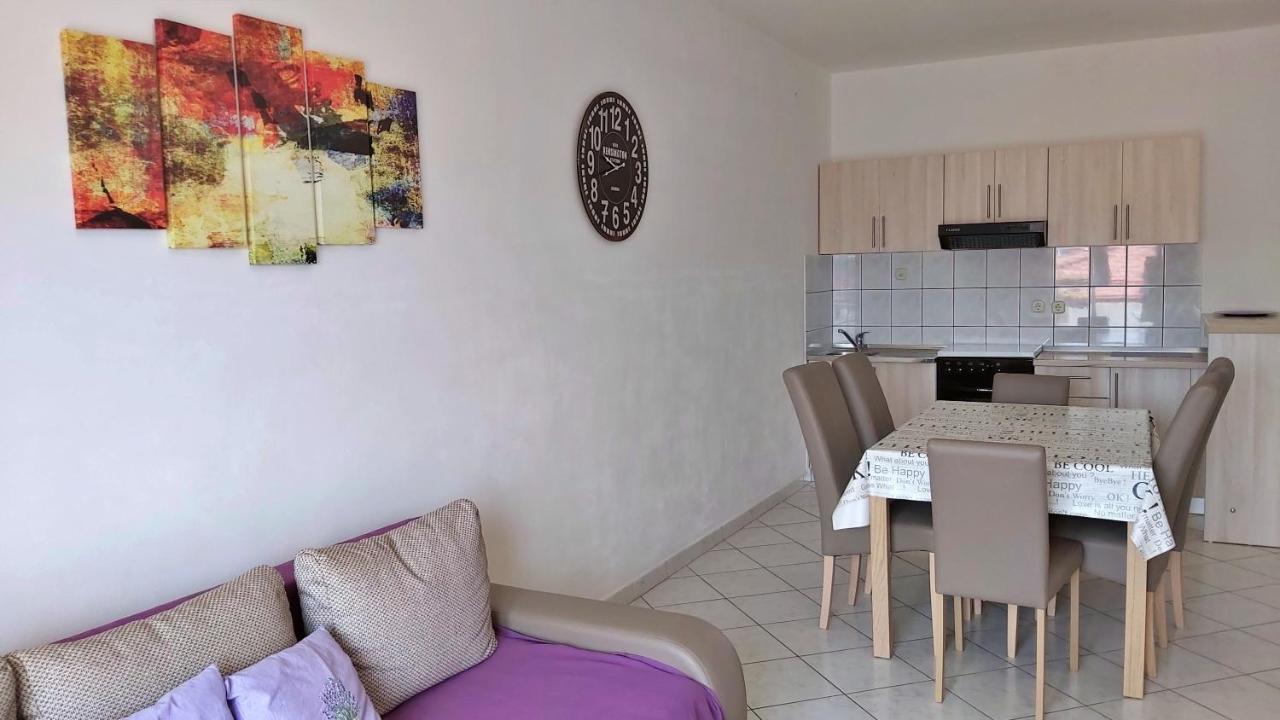 Apartments Zvone Omiš Екстериор снимка
