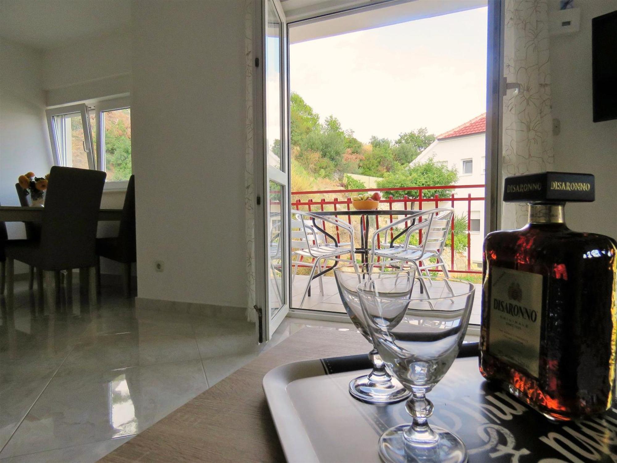 Apartments Zvone Omiš Стая снимка