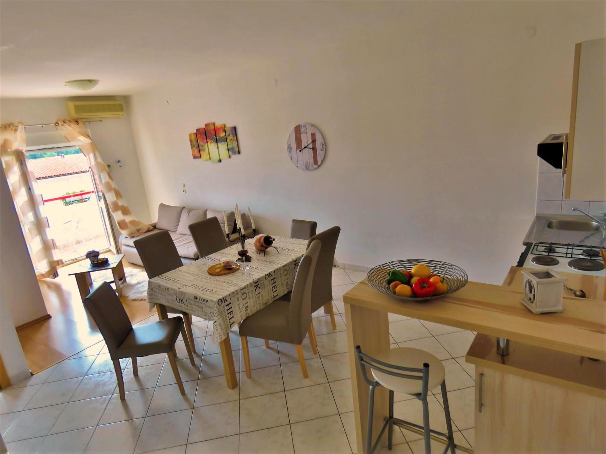 Apartments Zvone Omiš Стая снимка