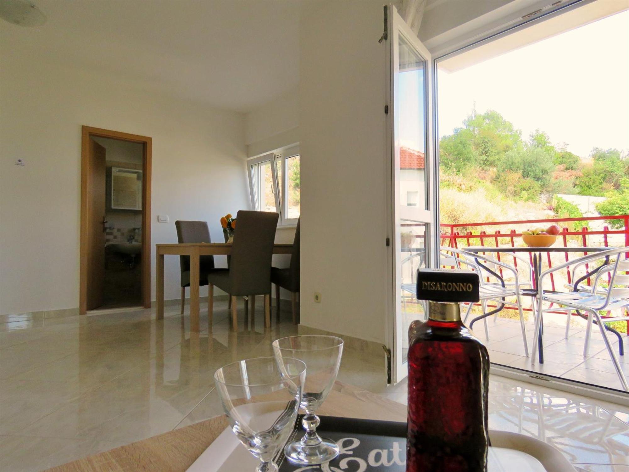 Apartments Zvone Omiš Стая снимка