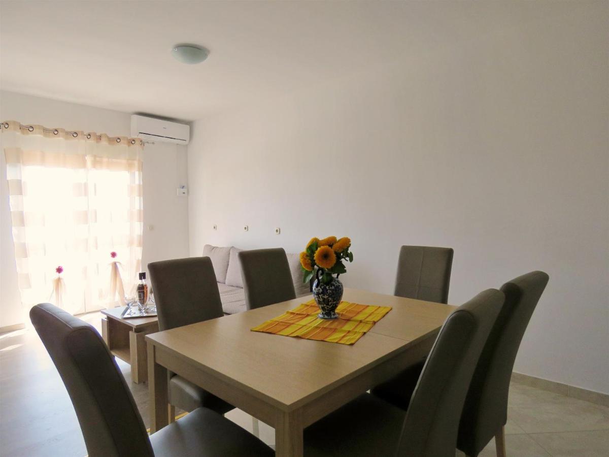 Apartments Zvone Omiš Екстериор снимка